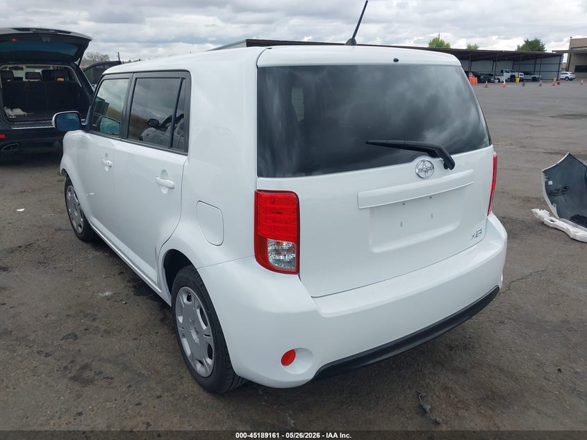 Vin: jtlze4fexej056214, lot: 45686873, scion xb 20143