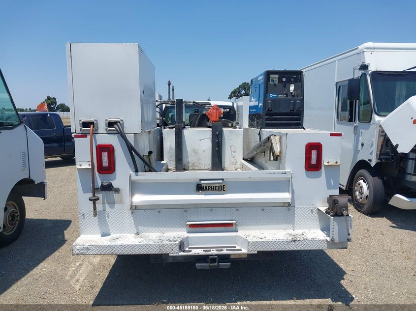 2018 Ford F-450 Chassis Xl VIN: 1FDUF4GT8JEC46849 Lot: 45189180
