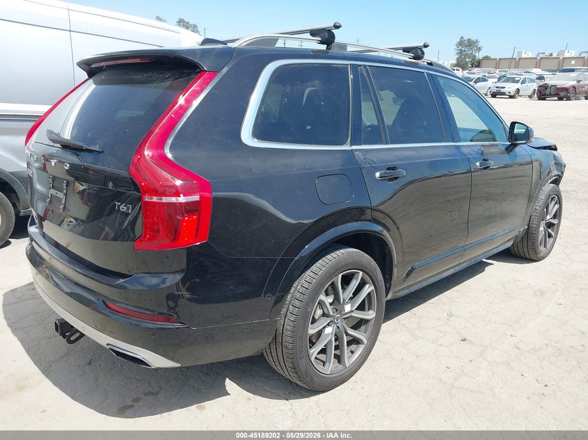 2017 VOLVO XC90 auction photo 4