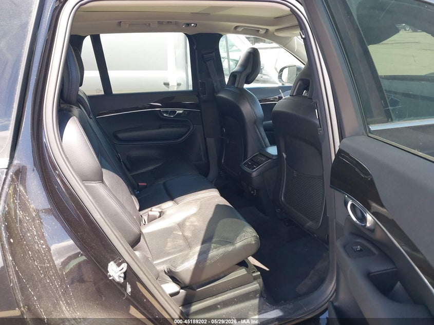 2017 VOLVO XC90 auction photo 8