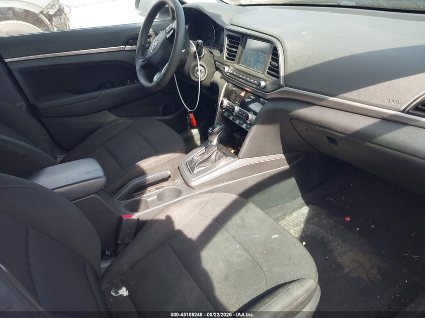 VIN 5NPD84LF4LH585710 2020 HYUNDAI ELANTRA SEL