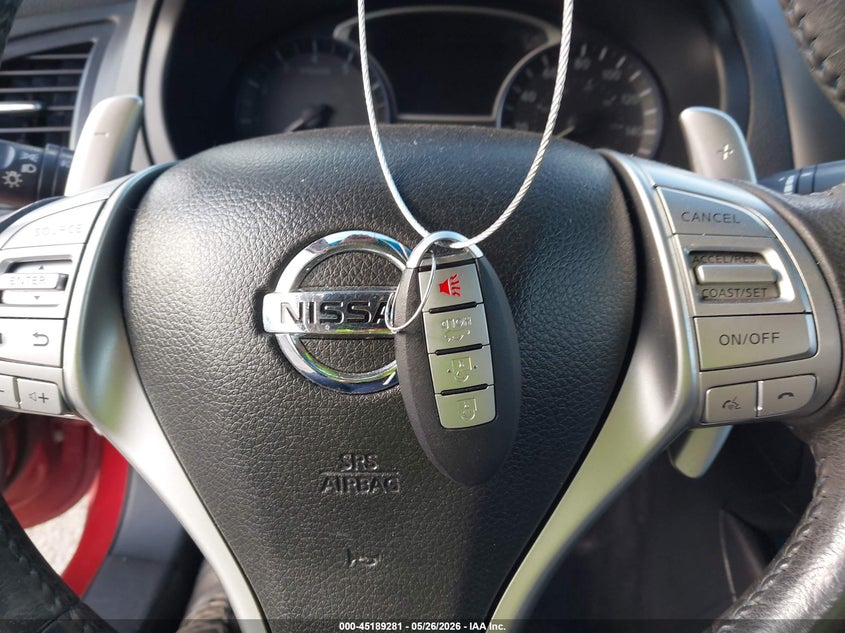 VIN 1N4AL3AP4HC173030 2017 NISSAN ALTIMA 2.5 SR