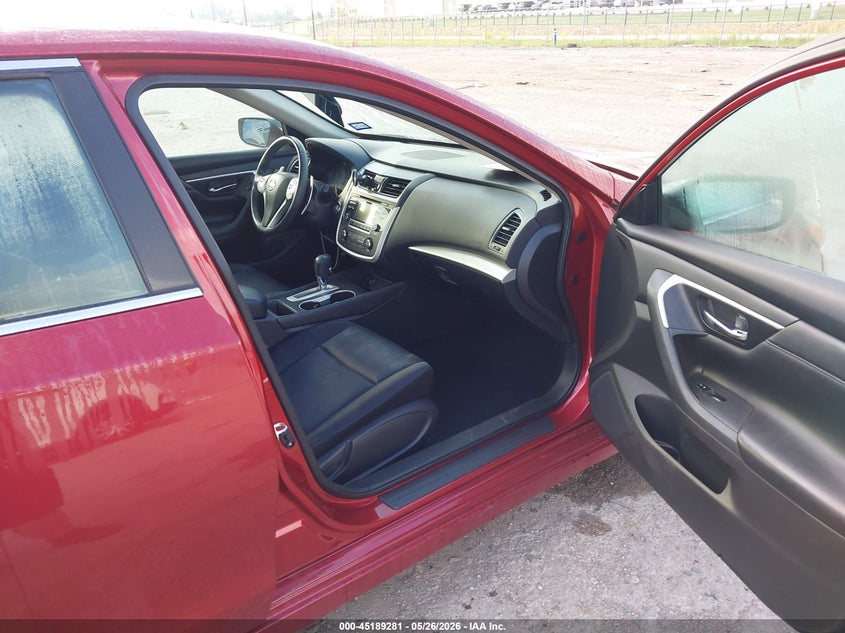 VIN 1N4AL3AP4HC173030 2017 NISSAN ALTIMA 2.5 SR