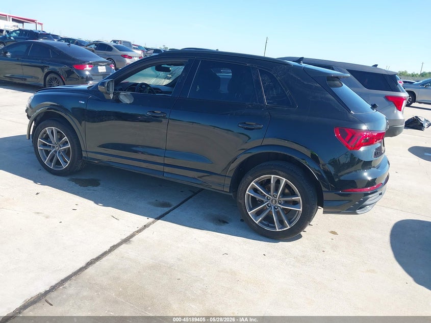 2023 AUDI Q3 auction photo 3