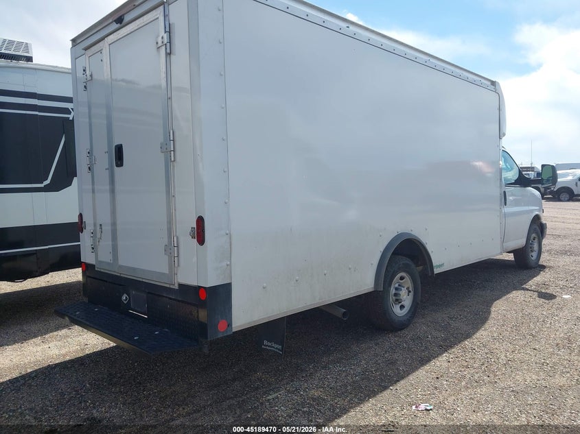 2024 CHEVROLET EXPRESS CUTAWAY WORK VAN N/A N/A