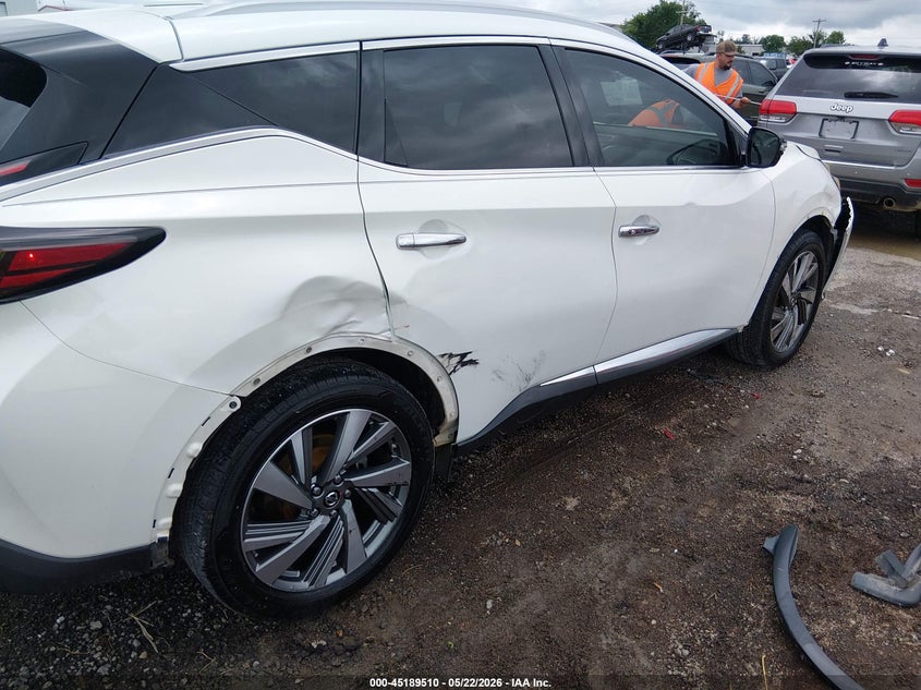 2019 NISSAN MURANO auction photo 6