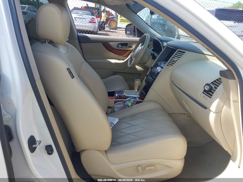 2013 INFINITI FX37 auction photo 5