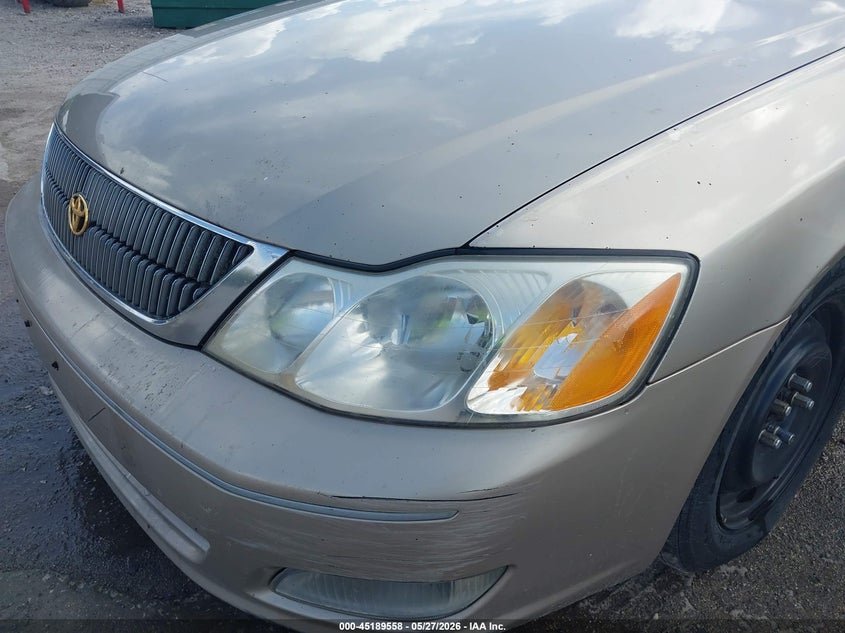 2000 Toyota Avalon Xls VIN: 4T1BF28B2YU018492 Lot: 45189558