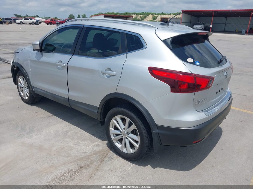Vin: jn1bj1cpxjw182151, lot: 45687295, nissan rogue sport sv 20183