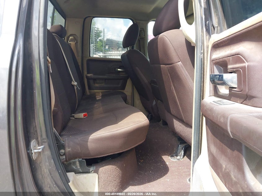 2016 RAM 1500 auction photo 8