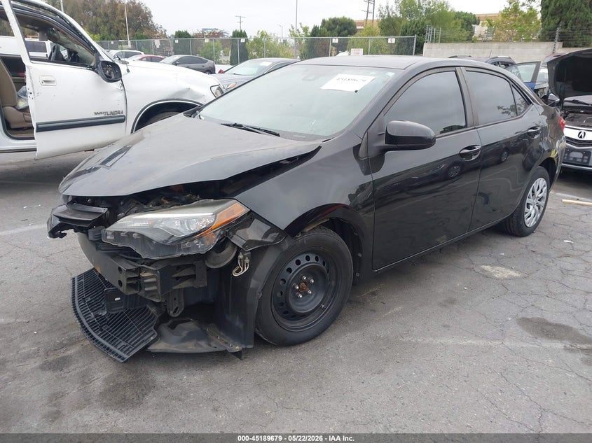 2017 Toyota Corolla Le 2T1BURHE2HC833057 photo 1