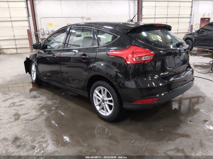 Vin: 1fadp3k28fl215796, lot: 45687423, ford focus se 20153