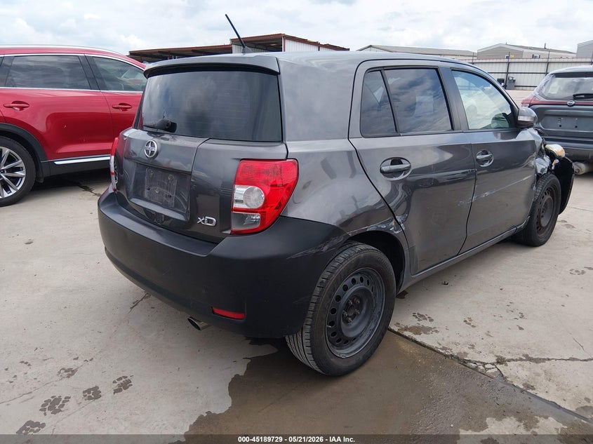 2010 Scion Xd 1.8 grey Lot 111045189729 Vin JTKKU4B47A1002093