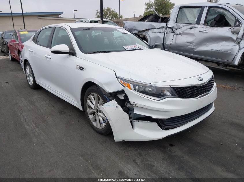 Vin: 5xxgt4l38jg268636, lot: 45687457, kia optima lx 2018 img_1