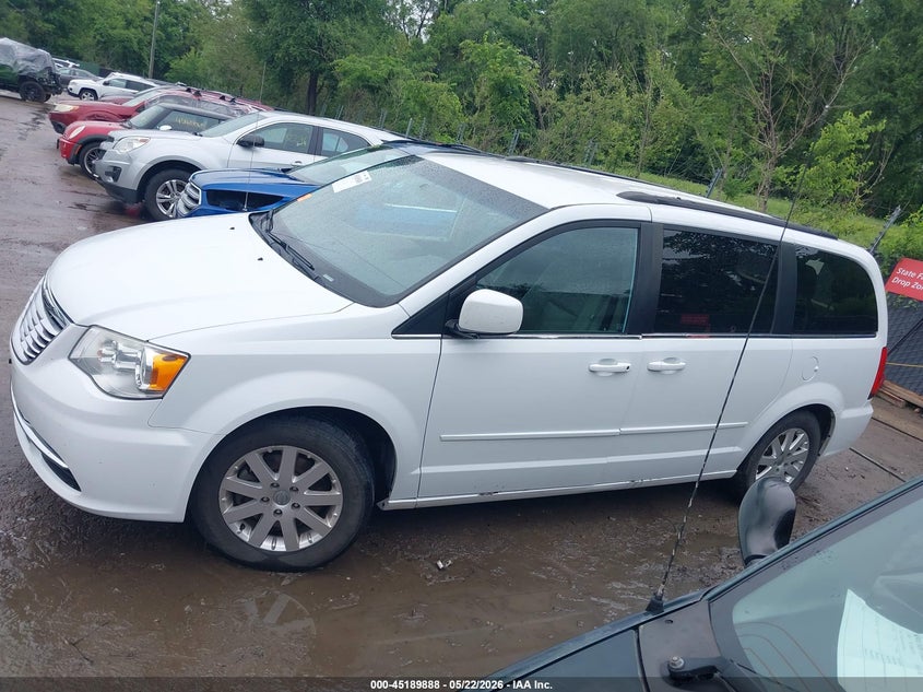 2016 Chrysler Town & Country Lx VIN: 2C4RC1AG5GR119811 Lot: 45189888