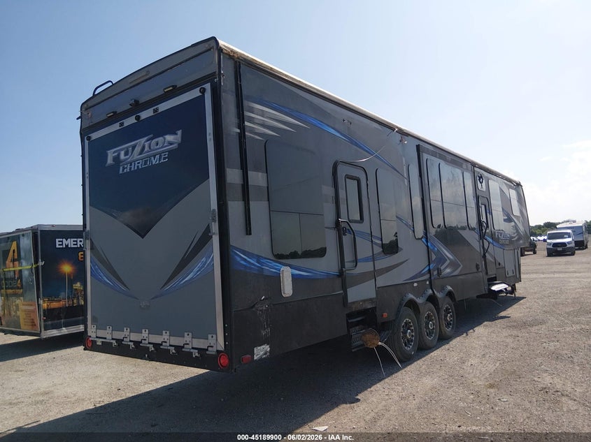 2016 KEYSTONE RV FUZION auction photo 4