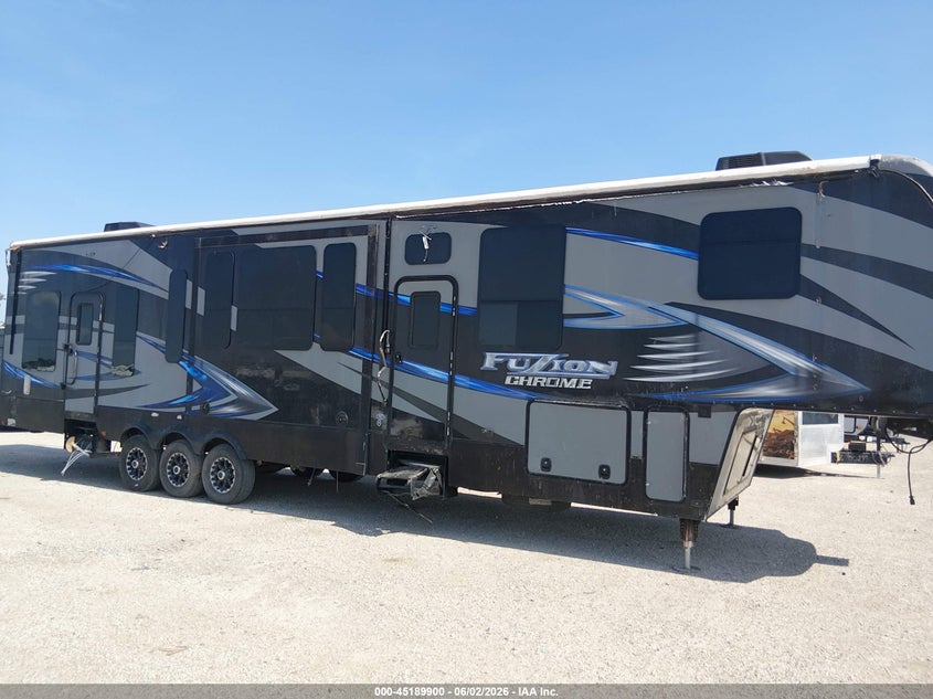2016 KEYSTONE RV FUZION auction photo 6