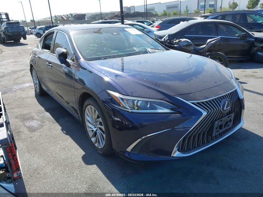 2019 LEXUS ES 300H LUXURY