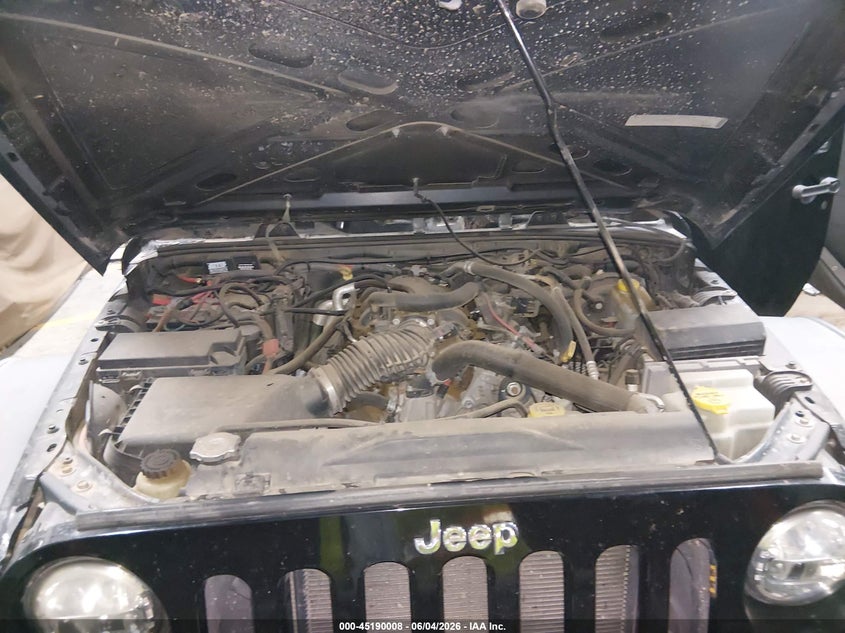 2009 Jeep Wrangler X VIN: 1J4FA24189L758633 Lot: 45190008