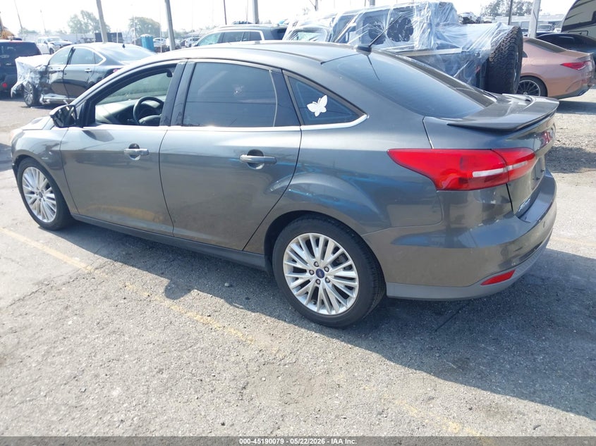 Vin: 1fadp3j28hl245627, lot: 45687791, ford focus titanium 20173