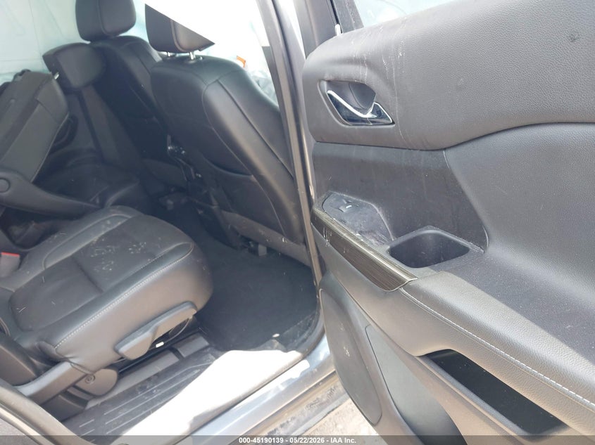 2022 GMC ACADIA auction photo 8