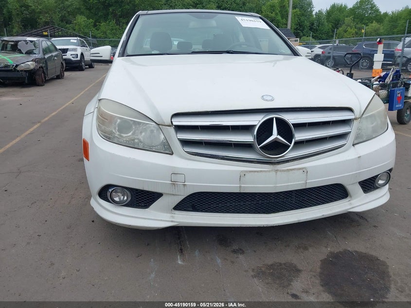 2010 Mercedes-benz C class 3.0 C 300 Luxury 4Matic/Sport 4Matic white Lot 111045190159 Vin WDDGF8BB5AR111317