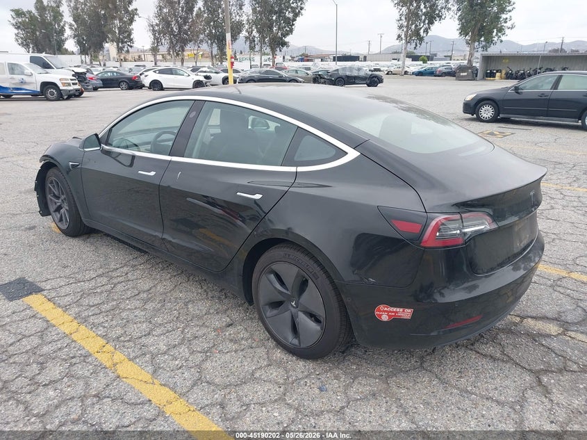 Vin: 5yj3e1ea7jf045526, lot: 45687914, tesla model 3 long range/mid range 20183