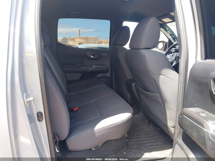 2018 Toyota Tacoma Sr5 V6 VIN: 3TMAZ5CN0JM057537 Lot: 45190407