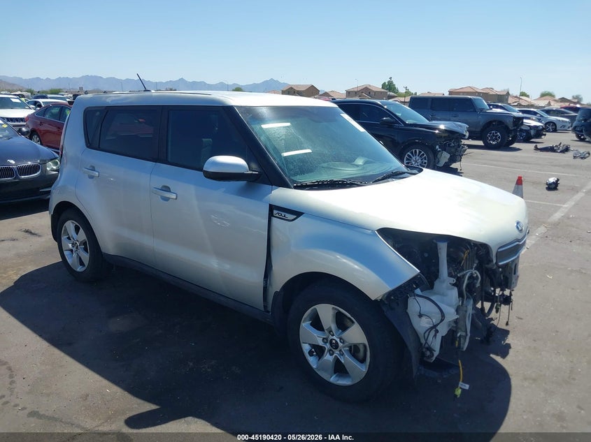 Vin: kndjn2a22h7449748, lot: 45688132, kia soul 2017 img_1