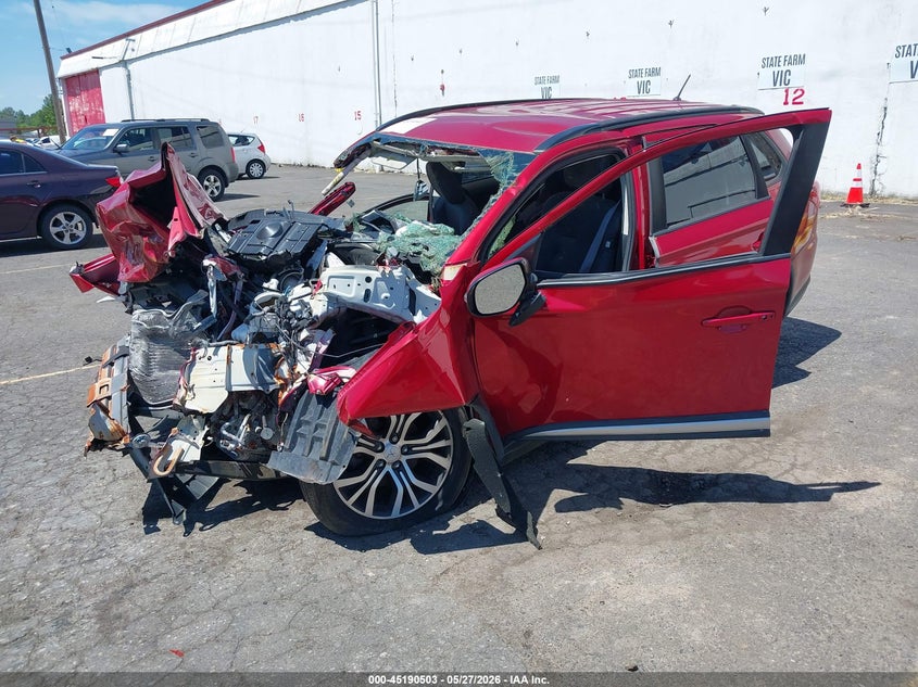 2016 MITSUBISHI OUTLANDER auction photo 2
