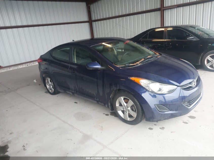 2013 HYUNDAI ELANTRA GLS