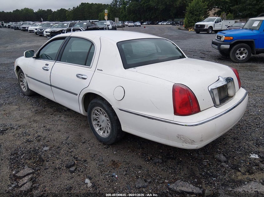 1999 LINCOLN TOWN CAR auction photo 3