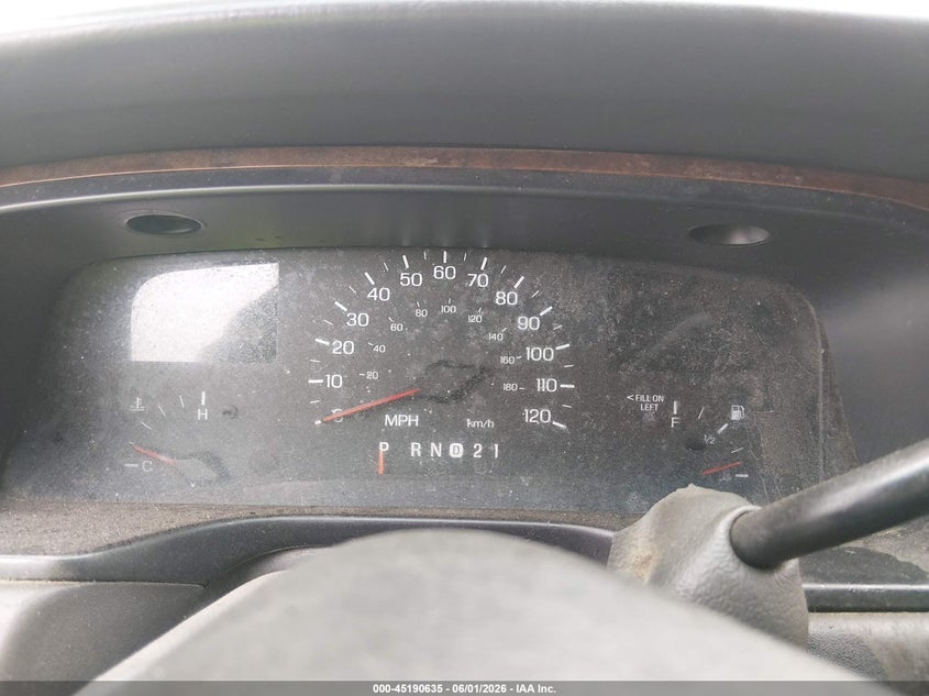 1999 LINCOLN TOWN CAR auction photo 7
