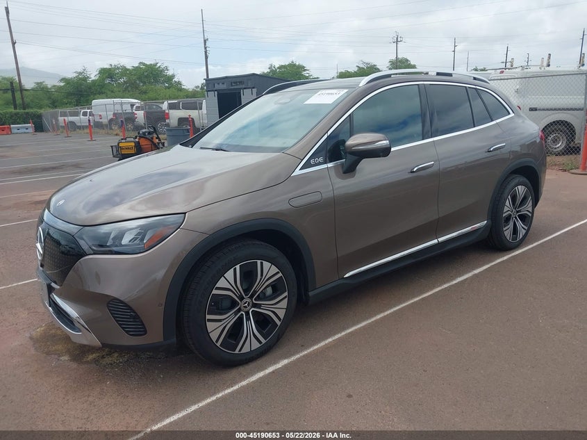 2026 MERCEDES-BENZ EQE 320+ SUV · Фото 2