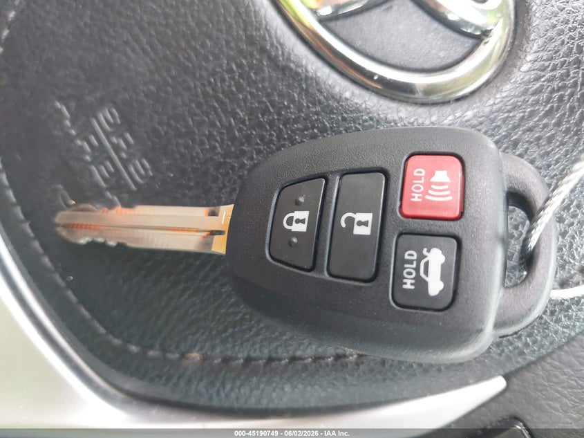 2018 Toyota Corolla Se VIN: 5YFBURHE6JP762600 Lot: 45190749