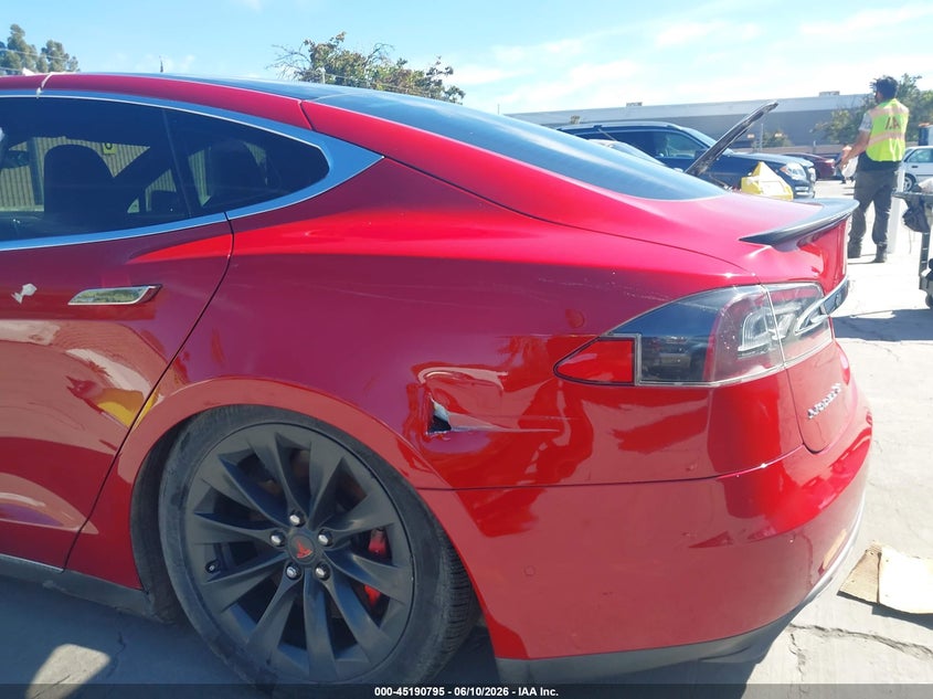 2016 Tesla Model S 90D/P100D/P85D/P90D VIN: 5YJSA1E48GF125315 Lot: 45190795