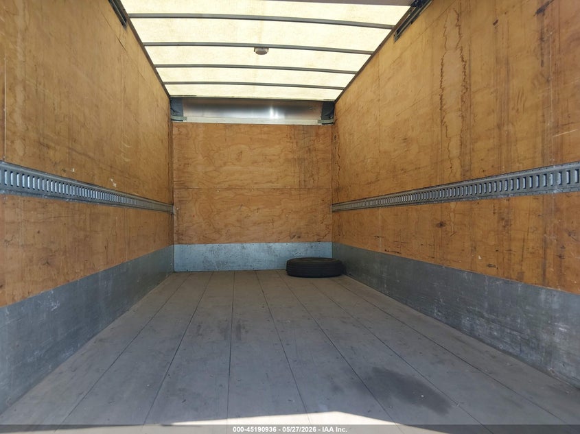 2015 ISUZU NPR DSL REG AT auction photo 6