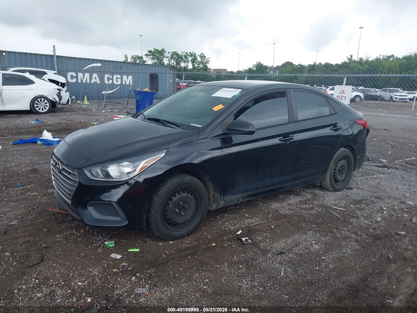 2019 HYUNDAI ACCENT auction photo 2