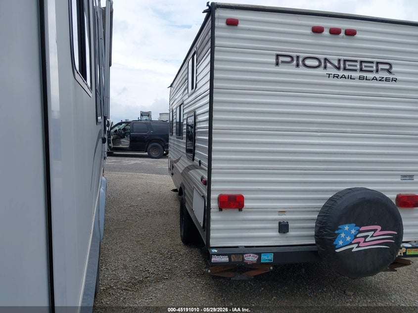 2019 HEARTLAND RV PIONEER auction photo 3