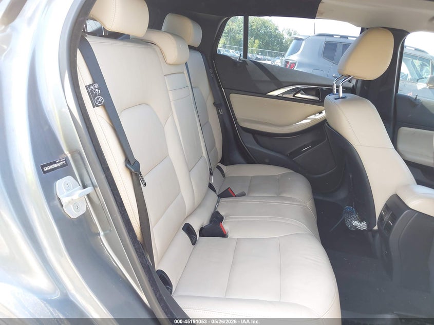 2017 INFINITI QX30 auction photo 8