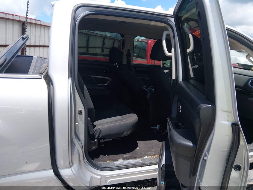 2017 Nissan Titan Xd Sv Gas VIN: 1N6AA1F43HN528225 Lot: 45191058