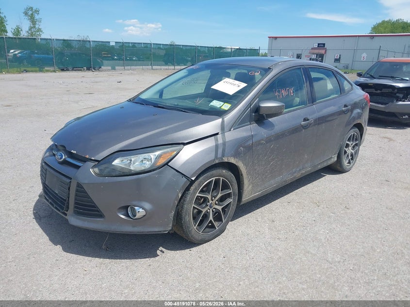 Vin: 1fahp3f29cl152599, lot: 45688806, ford focus se 20122