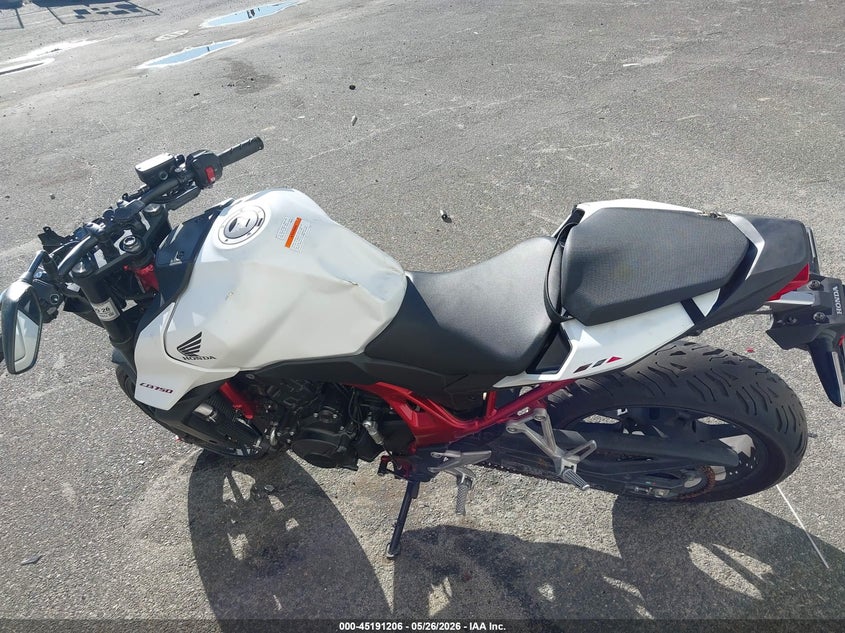 2025 HONDA CB750 755 CC(VIN: JH2RH2400SK002562