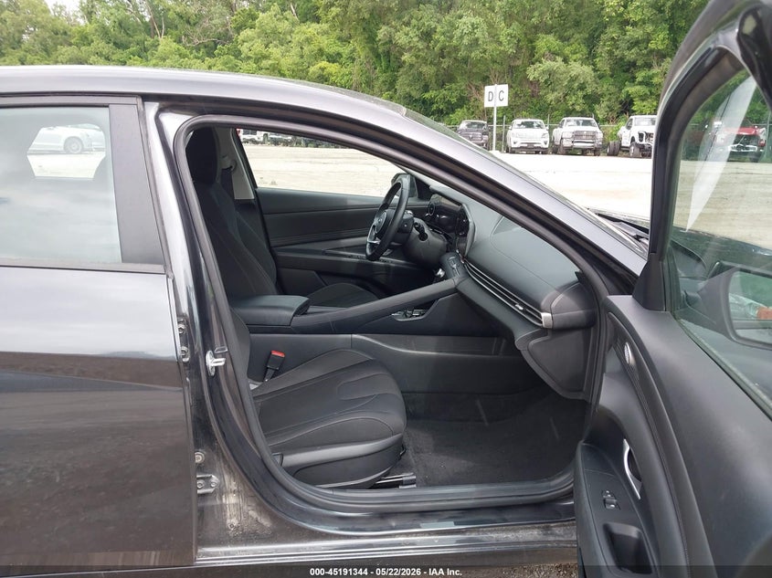 VIN 5NPLS4AG7PH098449 2023 HYUNDAI ELANTRA SEL