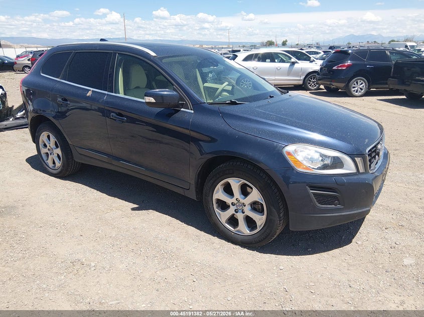 2013 VOLVO XC60 3.2 PREMIER