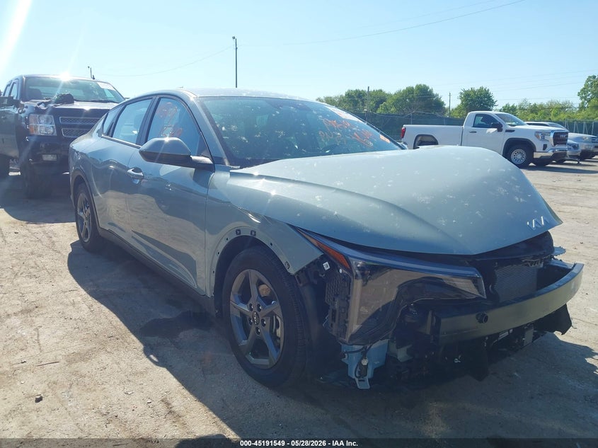 Vin: 3kpft4de7se178304, lot: 45689277, kia k4 lxs 2025 img_1