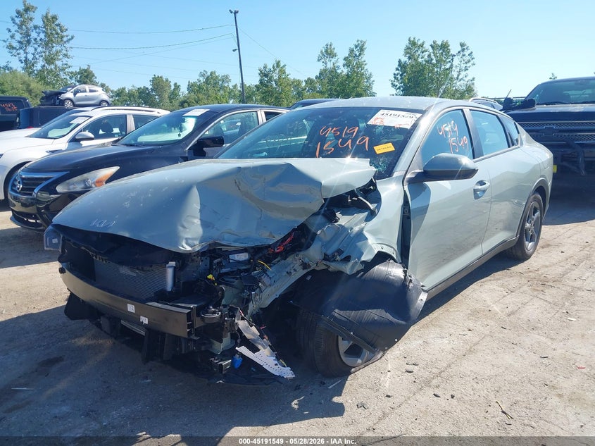 Vin: 3kpft4de7se178304, lot: 45689277, kia k4 lxs 20252