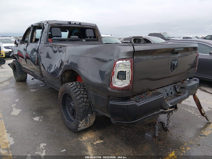 Vin: 3c6ur4hlxlg110431, lot: 45689487, ram 2500 tradesman  4x2 8' box 20203