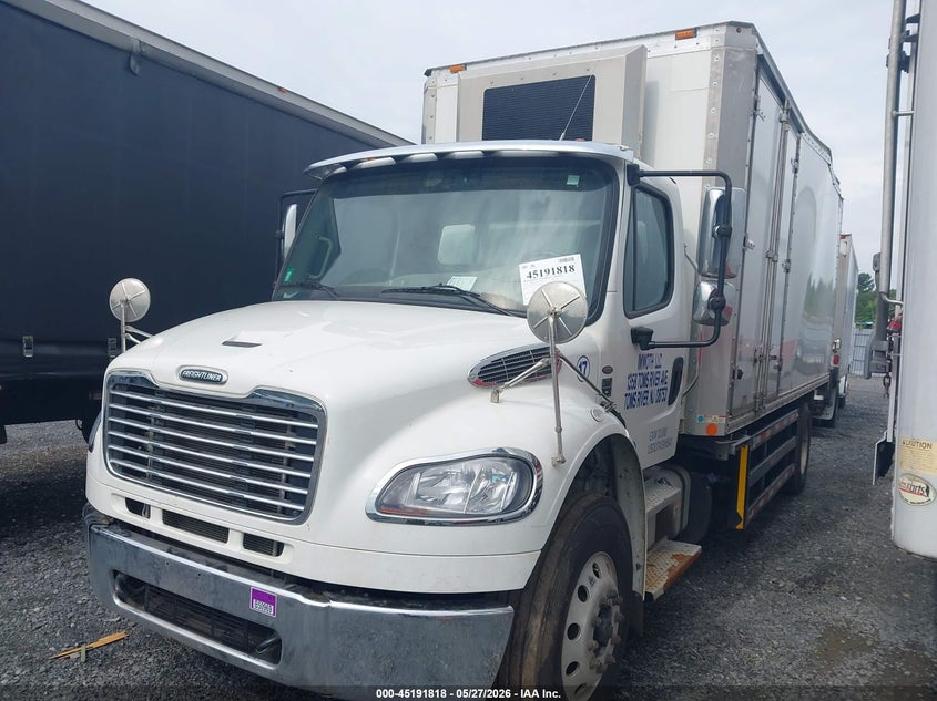 2023 FREIGHTLINER M2 106 auction photo 2