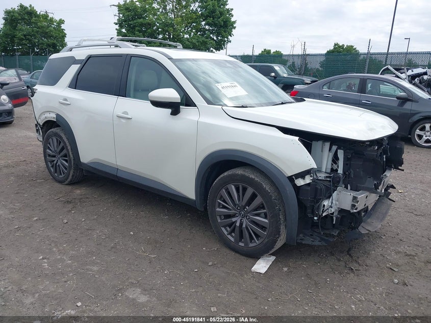 NISSAN PATHFINDER SL 4WD 2023